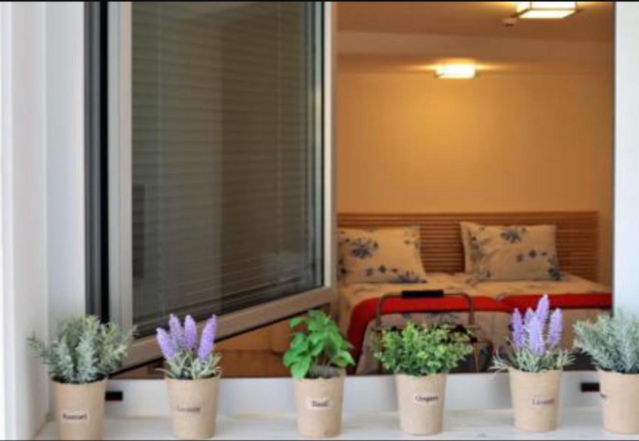 Red Cozy Stay Limassol Zewnętrze zdjęcie