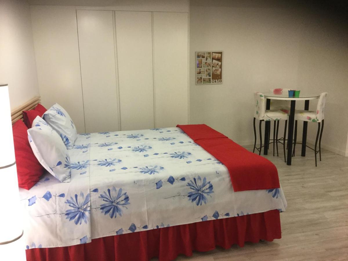 Red Cozy Stay Limassol Zewnętrze zdjęcie